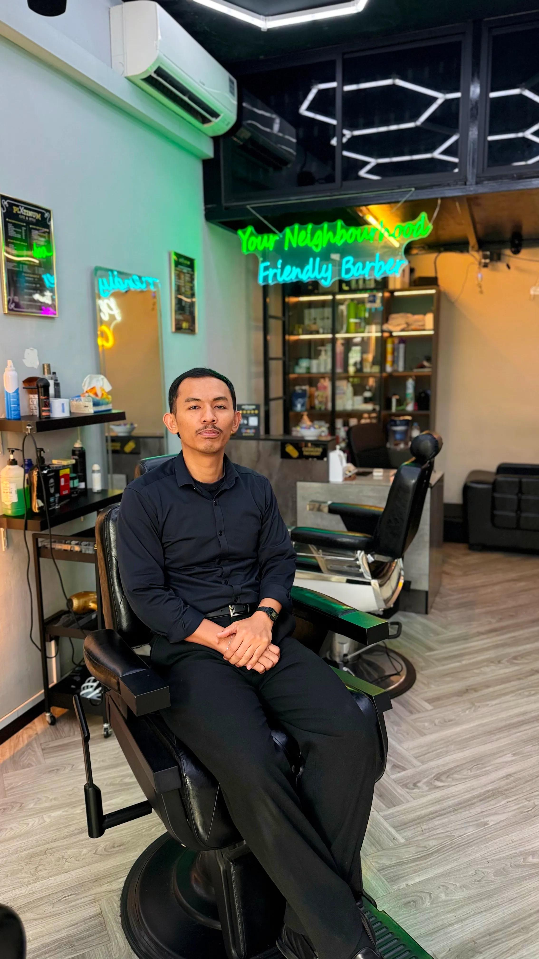 Joey — Senior Stylist at Platinum Cutz Singapore