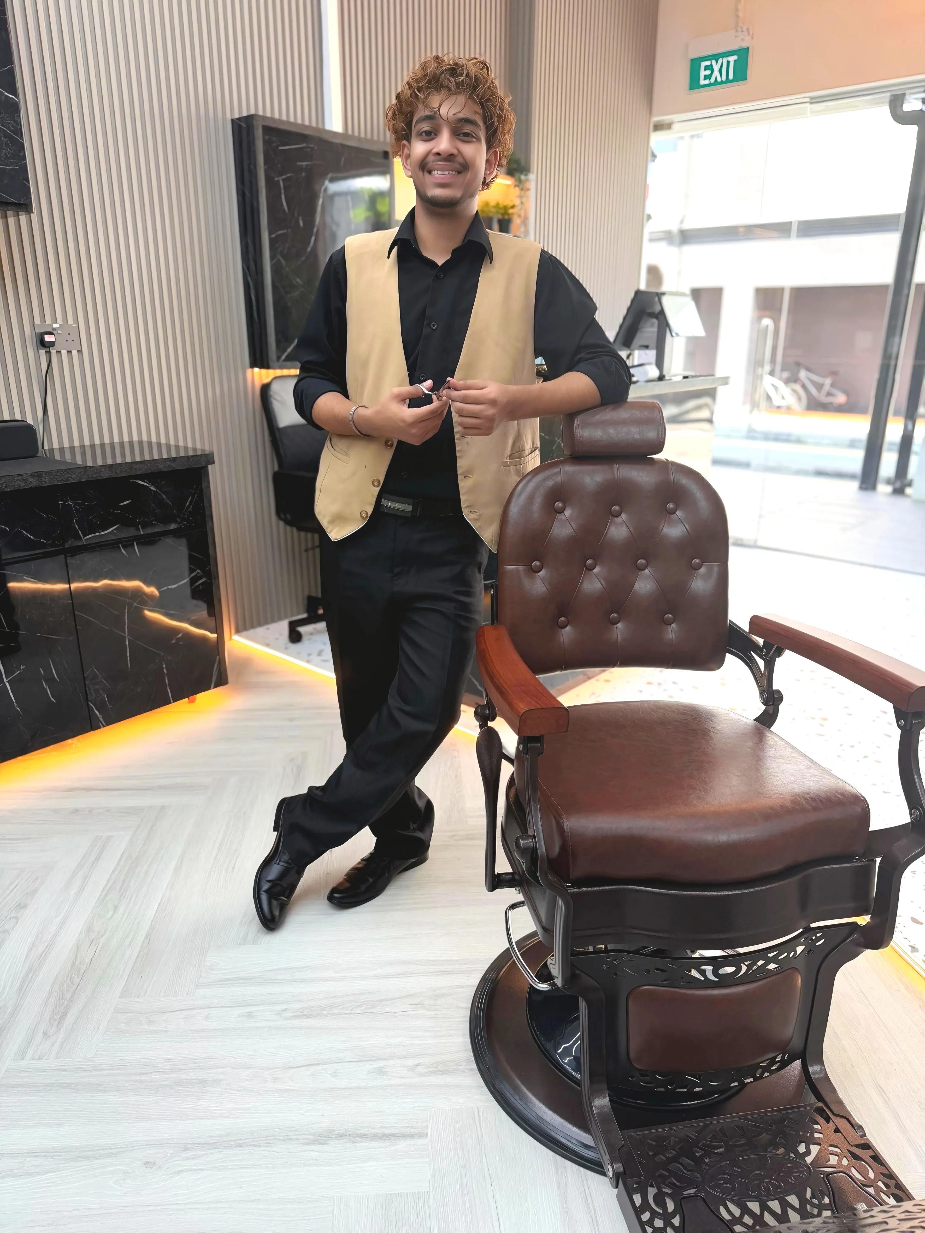 Kamal — Senior Stylist at Platinum Cutz Singapore